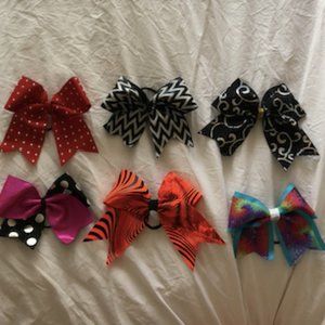 Cheer bows